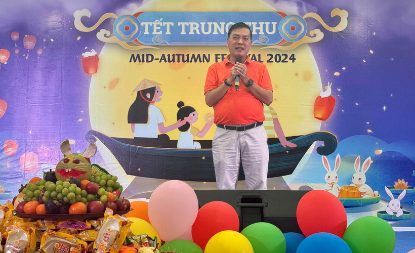 Đại sứ Việt Nam tại Singapore Mai Phước Dũng phát biểu tại lễ hội. (Ảnh: Đỗ Vân/TTXVN)