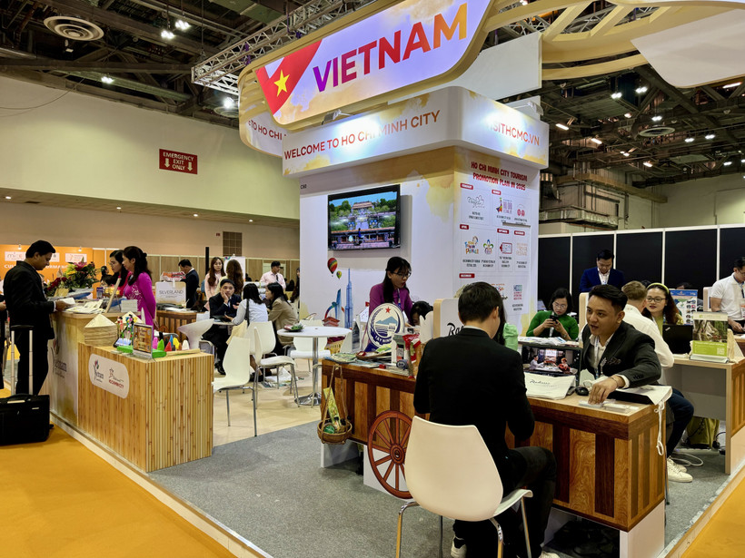 Sở Du lịch TP Hồ Chí Minh tham gia hội chợ ITB Asia 2024. (Ảnh: Đỗ Vân/TTXVN)