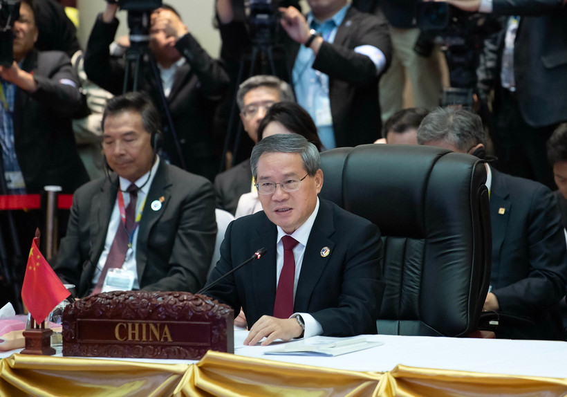 Thủ tướng Trung Quốc Lý Cường dự Hội nghị cấp cao ASEAN-Trung Quốc lần thứ 27 ở Vientiane, Lào. (Ảnh: THX/TTXVN)