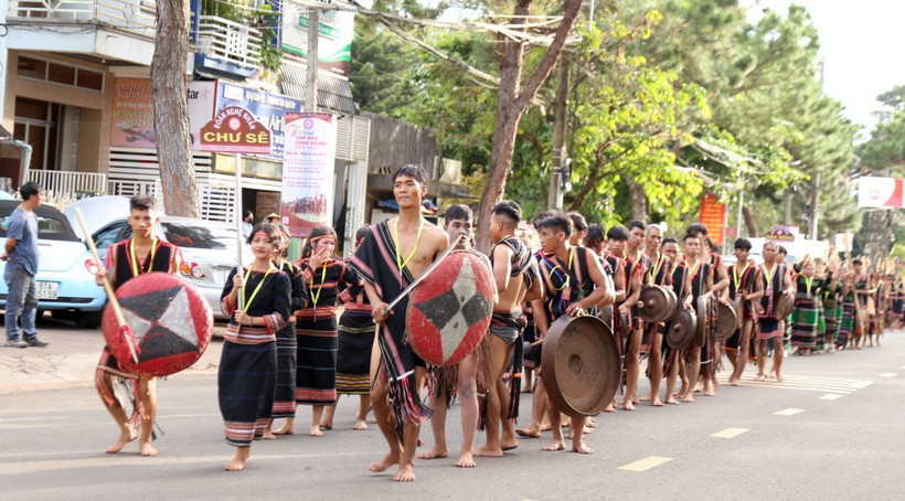 Lễ hội đường phố tỉnh Gia Lai năm 2023. (Ảnh: Quang Thái/TTXVN)