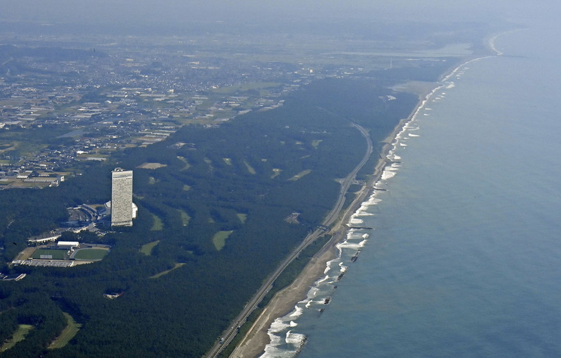 Quang cảnh bờ biển thành phố Miyazaki, tiếp giáp Rãnh Nankai, miền Tây Nam Nhật Bản. (Ảnh: Kyodo/TTXVN)