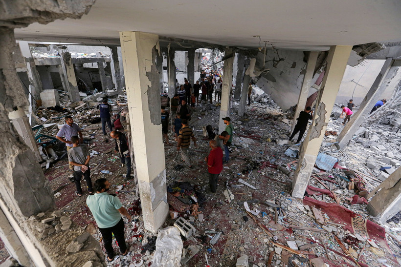 Cảnh đổ nát do xung đột Hamas-Israel tại Deir al-Balah, Dải Gaza. (Ảnh: THX/TTXVN)