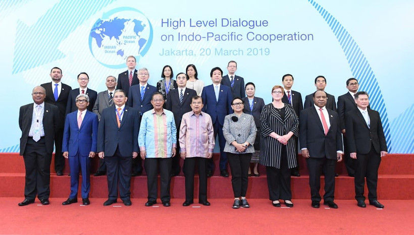 Đại diện các quốc gia tham dự đối thoại. (Ảnh: Phạm Vinh Quang/Vietnam+)