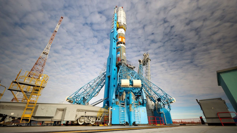 Tên lửa Soyuz-2.1b trên bệ phóng của Sân bay vũ trụ Vostochny. (Nguồn: Roscosmos)