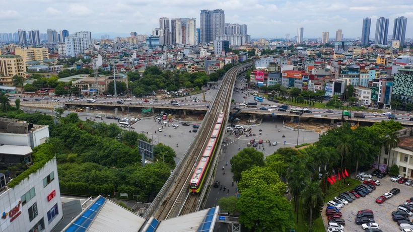 Tuyến đường sắt đô thị Nhổn-ga Hà Nội. (Ảnh: Tuấn Anh/TTXVN)