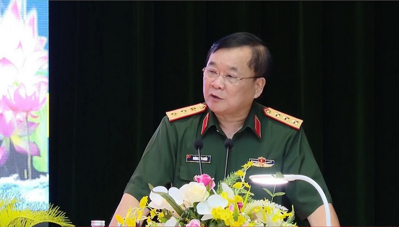 Thượng Tướng Hoàng Xuân Chiến phát biểu chỉ đạo tại hội nghị. (Ảnh: Hồng Pha/ TTXVN phát)