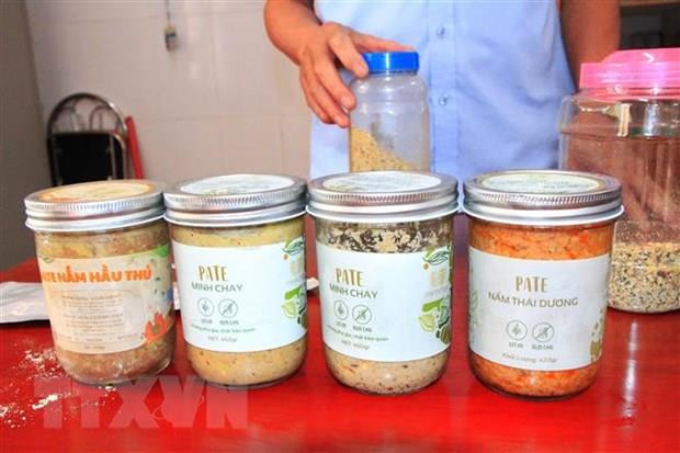 Nhiều loại pate Minh Chay được thu hồi. (Ảnh: Phan Quân/TTXVN)