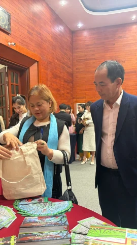 Hội nghị Tổng kết và Triển khai chương trình liên kết du lịch giữa các tỉnh Tây Bắc mở rộng và Thành phố Hồ Chí Minh năm 2026 tại Điện Biên. (Ảnh: PV/Vietnam+)