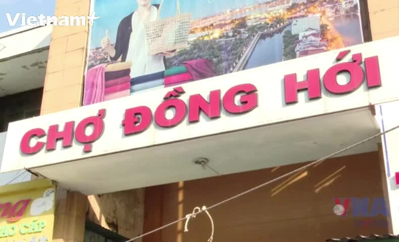 Quảng Bình: Các tiểu thương chợ Đồng Hới đã mở cửa bán hàng trở lại