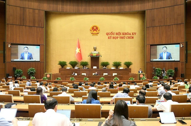 Kiểm toán Nhà nước kiến nghị xử lý tồn đọng, chấn chỉnh kỷ luật ngân sách Ngày 16/5, Quốc hội đã nghe Báo cáo quyết toán ngân sách Nhà nước năm 2023. (Ảnh: QH/Vietnam+)