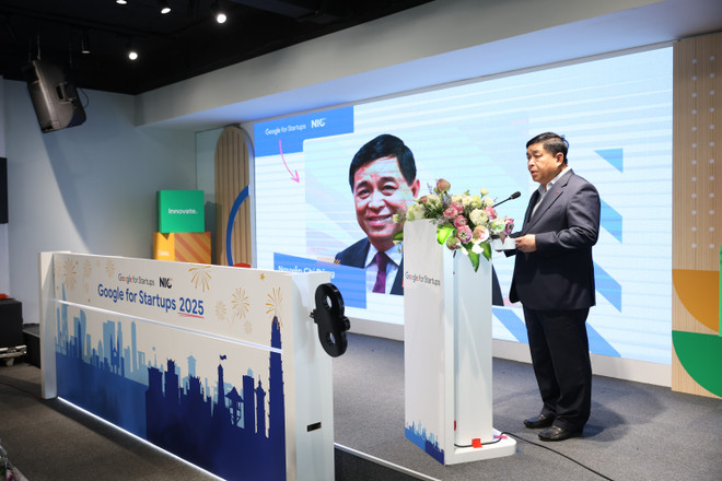 Phó Thủ tướng Nguyễn Chí Dũng đã nhấn mạnh vai trò chiến lược của khoa học công nghệ và đổi mới sáng tạo. (Ảnh: Vietnam+) pho-thu-tuong-chinh-phu-nguyen-chi-dung-phat-bieu-tai-su-kien-2.jpg