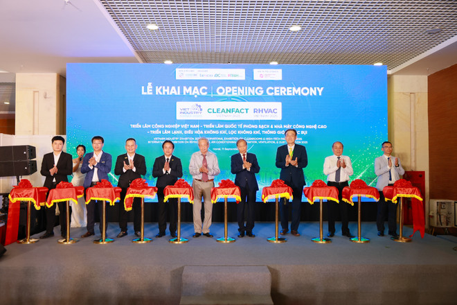 Triển lãm Công nghiệp Việt Nam - Triển lãm Phòng sạch & Nhà máy công nghệ cao - Lạnh, điều hòa, lọc không khí, thông gió và lọc bụi (Viet Industry – CLEANFACT & RHVAC VIETNAM 2025) khai mạc ngày 11/9. (Ảnh: Vietnam+) dna-0471.jpg
