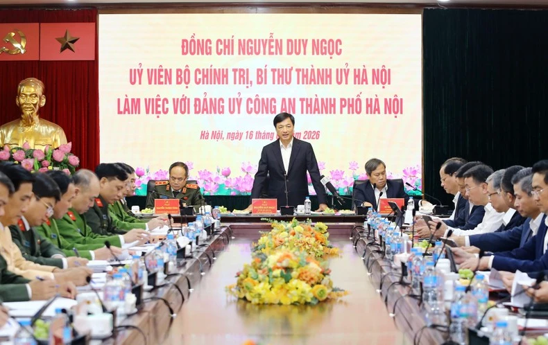 Ông Nguyễn Duy Ngọc - Ủy viên Bộ Chính trị, Bí thư Thành ủy Hà Nội chủ trì buổi làm việc với Đảng ủy Công an thành phố. (Nguồn: An ninh Thủ đô)