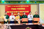Thành ủy - Ủy ban Nhân dân thành phố Đà Nẵng khen thưởng đột xuất Ban Chuyên án QB525. (Ảnh: Thanh Phong/Vietnam+)