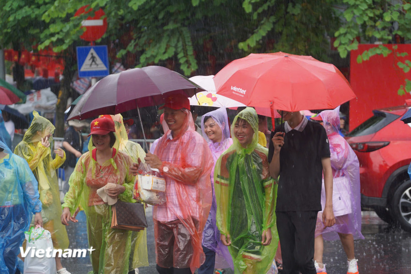 Hà Nội có mưa rào. (Ảnh: Hoài Nam/Vietnam+)
