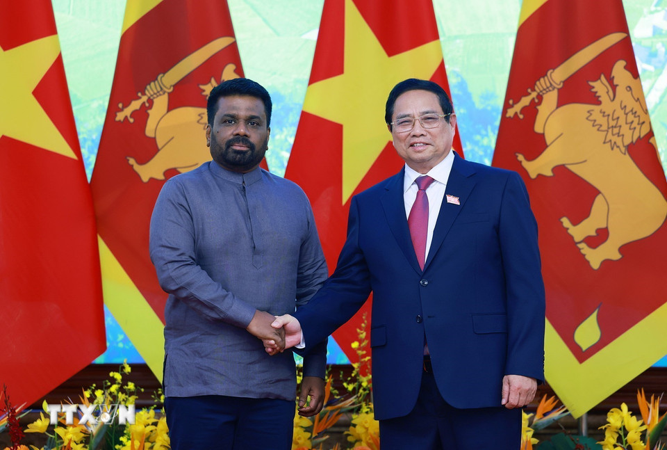 Thủ tướng Phạm Minh Chính hội kiến Tổng thống Sri Lanka Anura Kumara Dissanayaka. (Ảnh: Dương Giang/TTXVN)