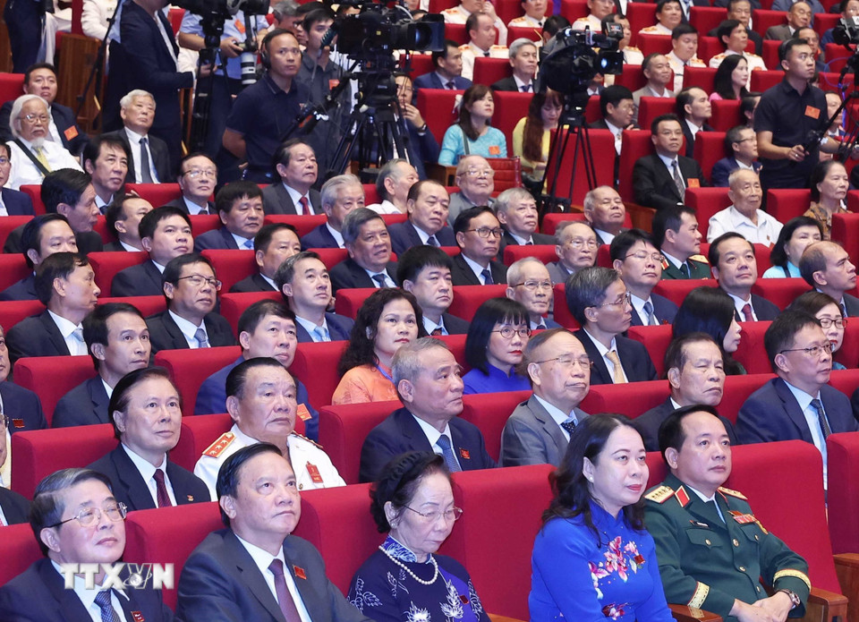 Các đại biểu dự Lễ kỷ niệm 80 năm thành lập Chính phủ. (Ảnh: Thống Nhất/TTXVN)