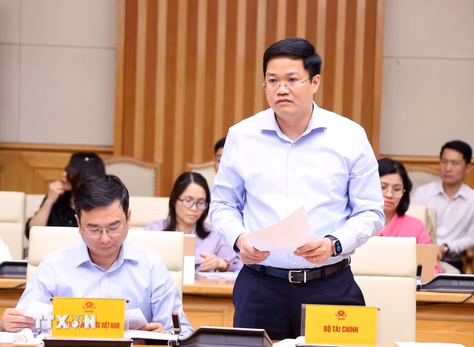 Đại diện Bộ Tài chính phát biểu. (Ảnh: Văn Điệp/TTXVN)