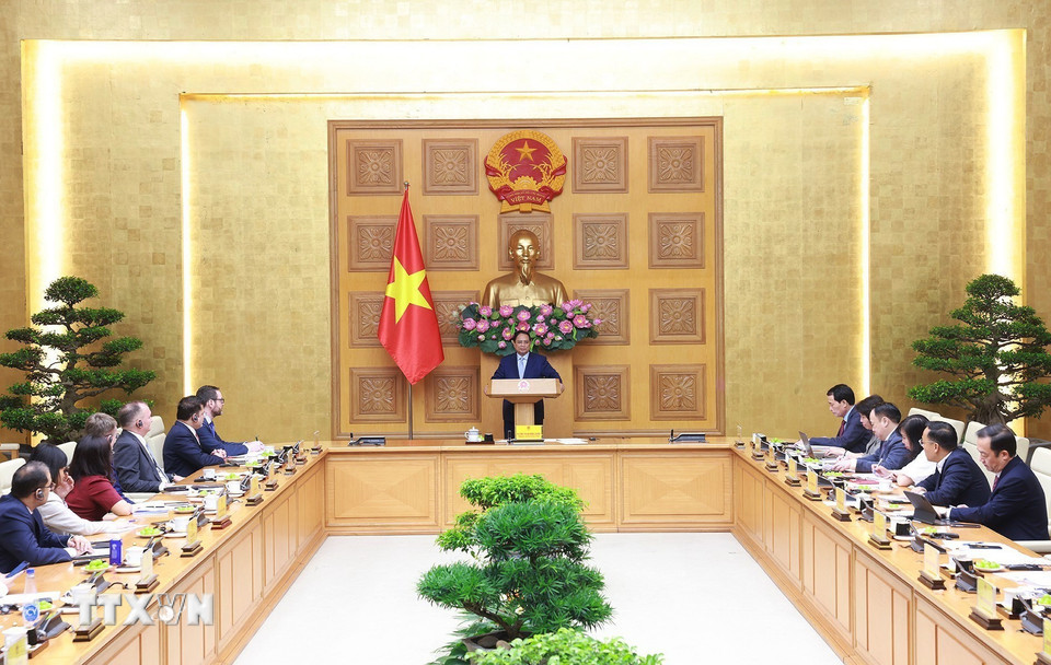Thủ tướng Phạm Minh Chính phát biểu tại cuộc tọa đàm với các doanh nghiệp Vương quốc Anh. (Ảnh: Dương Giang/TTXVN)