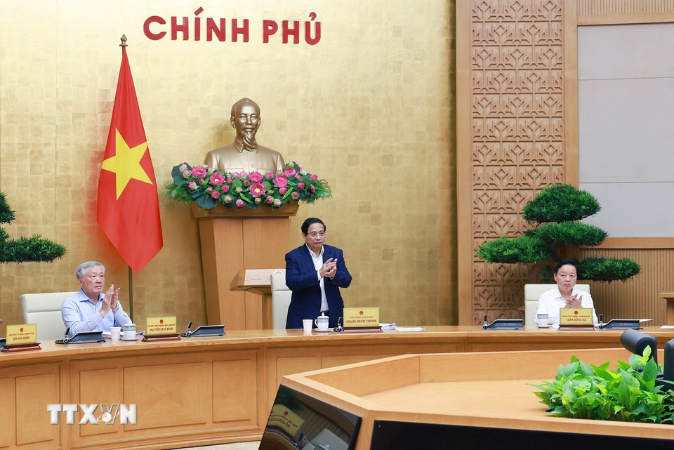 Thủ tướng Phạm Minh Chính chủ trì Phiên họp Chính phủ chuyên đề về xây dựng pháp luật tháng Tám năm 2025. (Ảnh: Dương Giang/TTXVN)