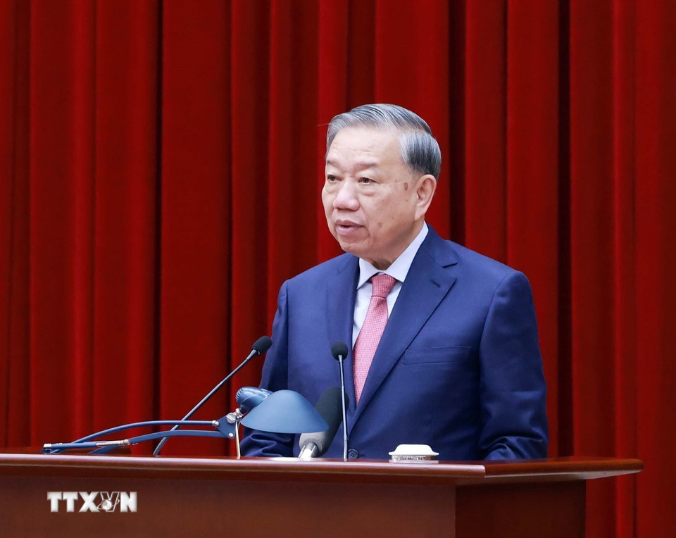 Tổng Bí thư Tô Lâm phát biểu khai mạc Hội nghị lần thứ 15 Ban Chấp hành Trung ương Đảng khóa XIII. (Ảnh: Thống Nhất/TTXVN)