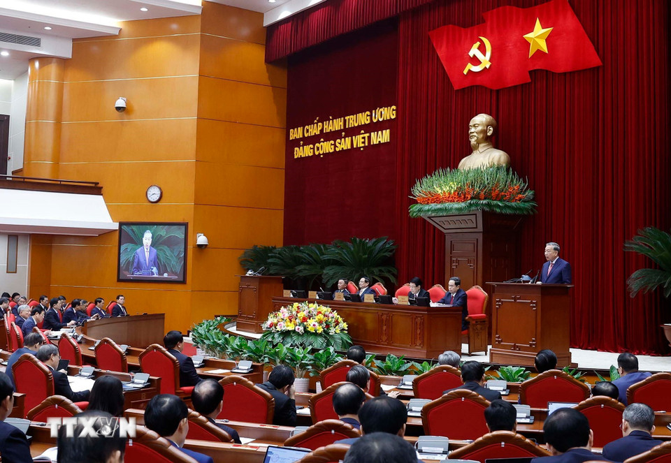 Tổng Bí thư Tô Lâm phát biểu khai mạc Hội nghị lần thứ 15 Ban Chấp hành Trung ương Đảng khóa XIII. (Ảnh: Thống Nhất/TTXVN)