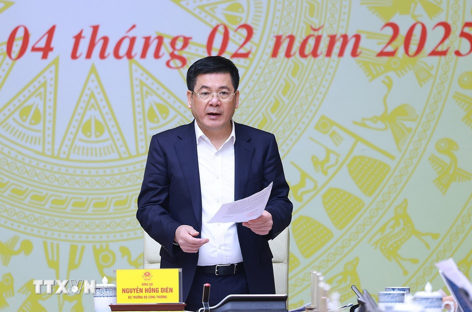 Bộ trưởng Bộ Công Thương Nguyễn Hồng Diên, Phó Trưởng Ban Chỉ đạo phát biểu. (Ảnh: Dương Giang/TTXVN)