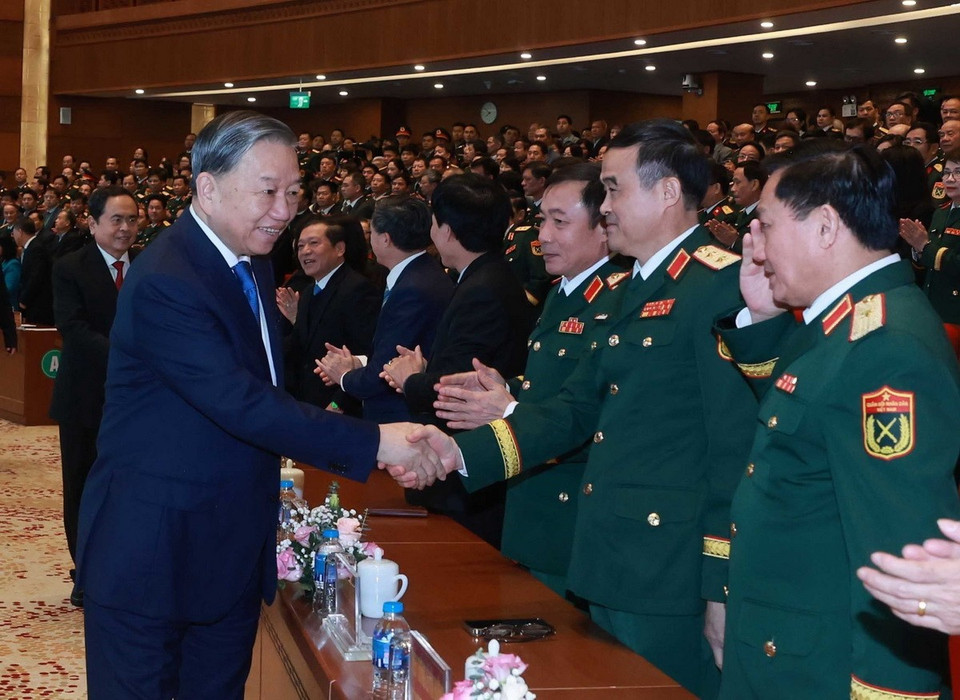 Tổng Bí thư Tô Lâm đến dự lễ khánh thành hai công trình phục vụ chăm sóc sức khỏe của Bệnh viện Trung ương Quân đội 108. (Ảnh: Thống Nhất/TTXVN)