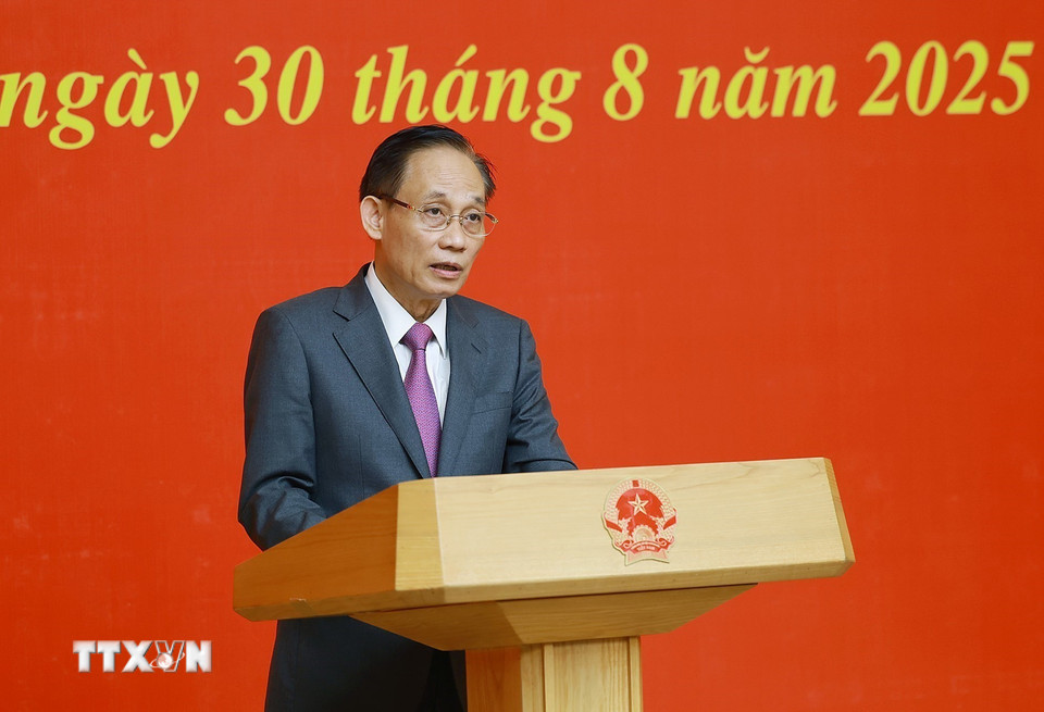 Quyền Bộ trưởng Bộ Ngoại giao Lê Hoài Trung phát biểu nhận nhiệm vụ. (Ảnh: Dương Giang/TTXVN)