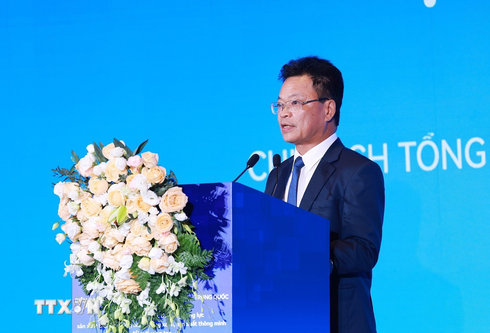 Chủ tịch Tổng Công ty Đường sắt Việt Nam Đặng Sỹ Mạnh phát biểu tại Diễn đàn kết nối doanh nghiệp Việt Nam-Trung Quốc. (Ảnh: Dương Giang/TTXVN)