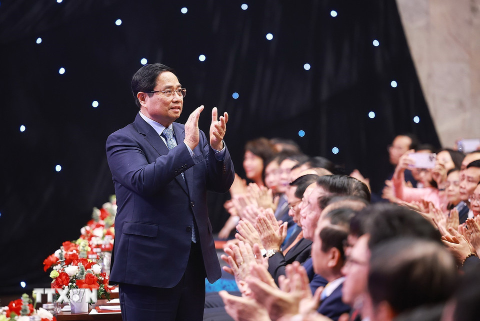 Thủ tướng Phạm Minh Chính và các đại biểu dự Lễ trao Giải thưởng toàn quốc về Thông tin Đối ngoại lần thứ XI. (Ảnh: Dương Giang/TTXVN)