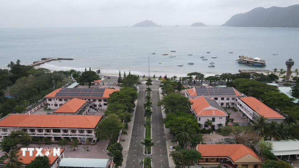 Khu vực trung tâm hành chính, du lịch của huyện Côn Đảo. (Ảnh: Huỳnh Sơn/TTXVN)