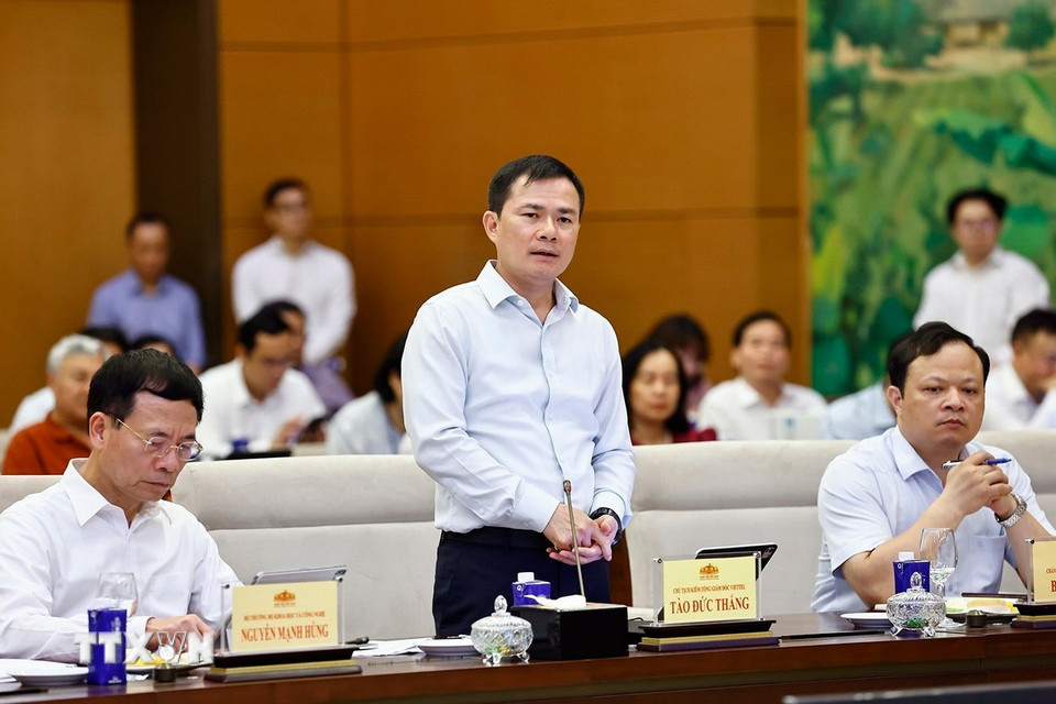 Chủ tịch kiêm Tổng Giám đốc Tập đoàn Viettel Tào Đức Thắng phát biểu. (Ảnh: Doãn Tấn/TTXVN)