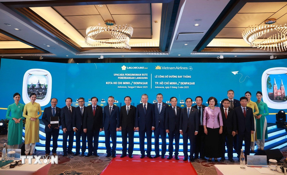 Tổng Bí thư Tô Lâm và các đại biểu. (Ảnh: Thống Nhất/TTXVN)