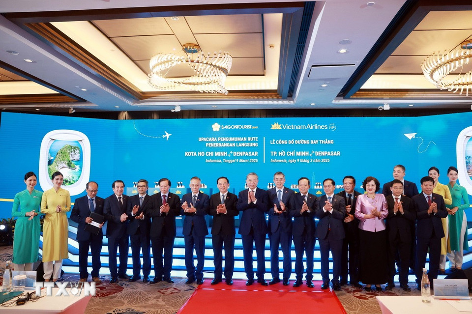 Tổng Bí thư Tô Lâm và các đại biểu. (Ảnh: Thống Nhất/TTXVN)