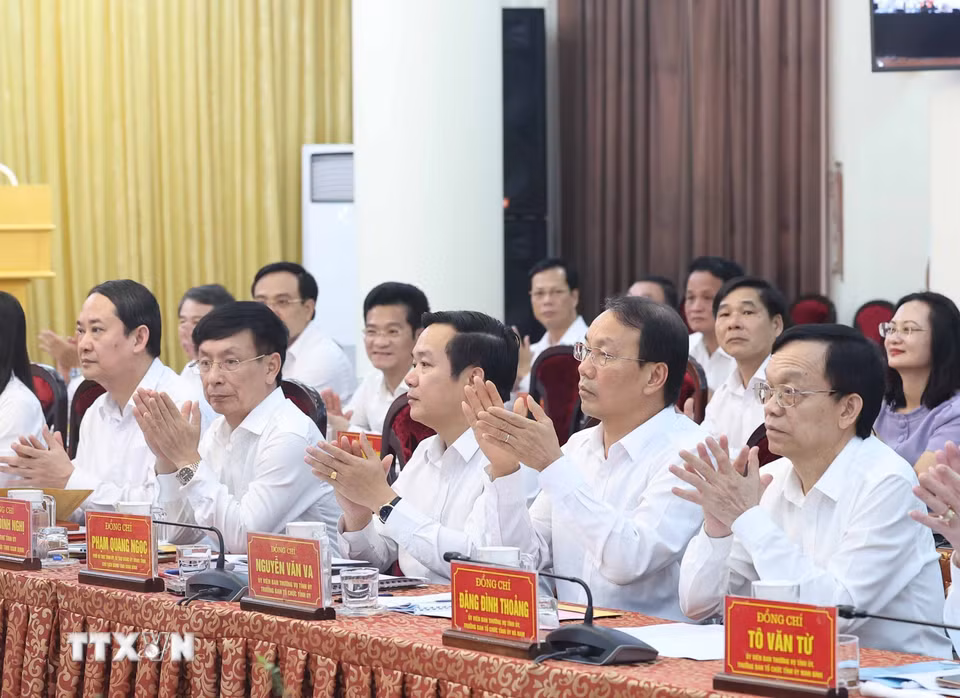 Các đại biểu tham dự buổi làm việc. (Ảnh: Thống Nhất/TTXVN)