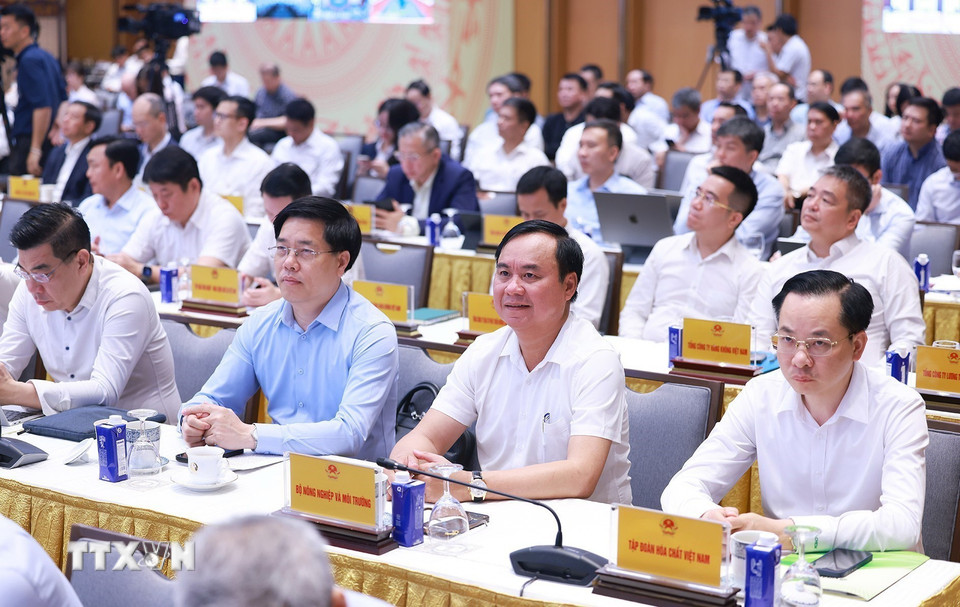 Các đại biểu tham dự Phiên họp thứ hai của Ban Chỉ đạo về phát triển khoa học, công nghệ, đổi mới sáng tạo, chuyển đổi số và Đề án 06. (Ảnh: Dương Giang/TTXVN)