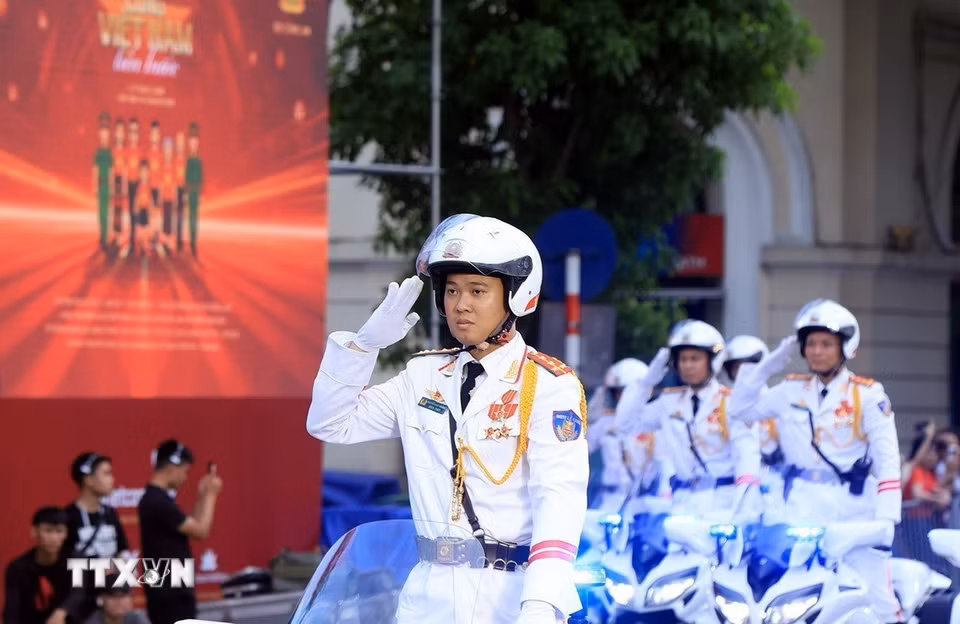 Lễ tổng duyệt trình diễn xe môtô diễn ra chiều 15/8.(Ảnh: Tuấn Anh/TTXVN)