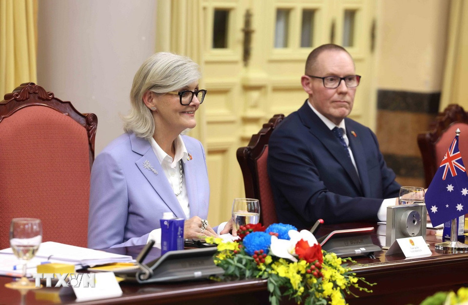 Toàn quyền Australia Sam Mostyn phát biểu tại cuộc hội đàm với Chủ tịch nước Lương Cường. (Ảnh: Lâm Khánh/TTXVN)