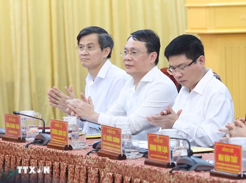 Các đại biểu tham dự buổi làm việc. (Ảnh: Thống Nhất/TTXVN)
