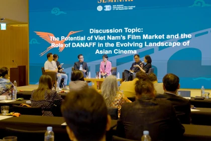 Một hội thảo về phát triển thị trường phim Việt trong khuôn khổ Liên hoan Phim châu Á Đà Nẵng. (Ảnh: PV)
