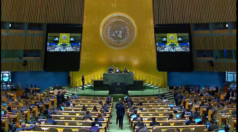 Phiên bỏ phiếu tại Đại hội đồng Liên hợp quốc. (Ảnh: Thanh Tuấn/TTXVN)