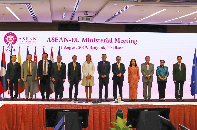 Các Bộ trưởng ASEAN-EU. (Ảnh: Hữu Kiên/TTXVN)