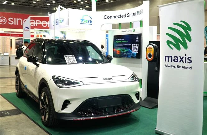 Mẫu xe điện có tên gọi Smart trưng bày tại Triển lãm Xe điện châu Á 2023. (Ảnh: Hằng Linh/TTXVN)