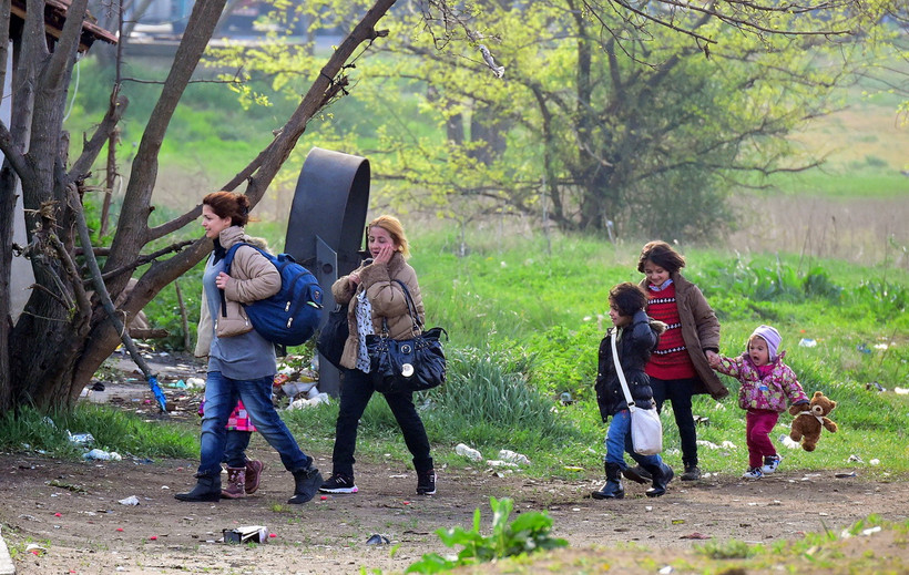 Người di cư tại Tompa, Hungary. (Ảnh: AFP/TTXVN)