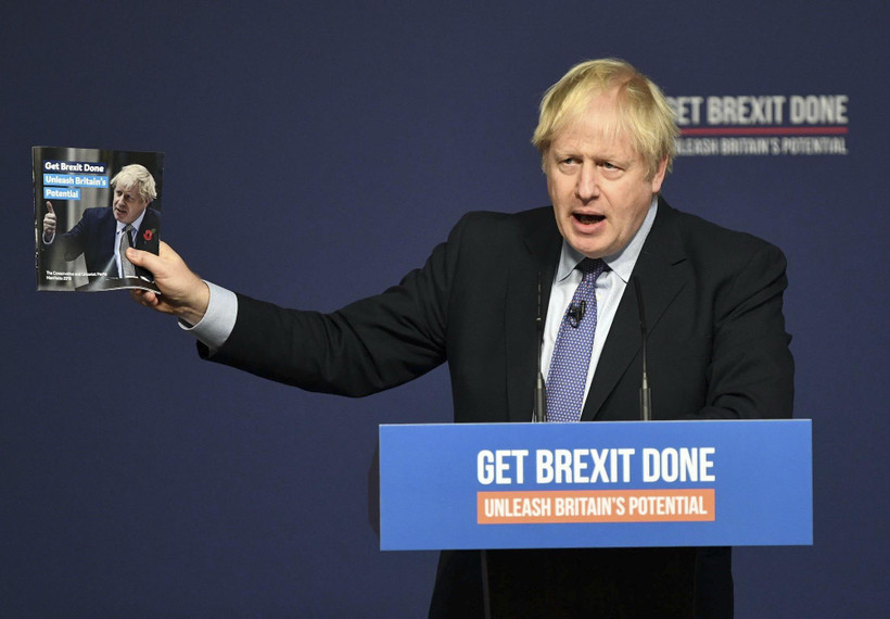 Thủ tướng Anh Boris Johnson phát biểu tại Telford, Anh, ngày 24/11/2019. (Ảnh: THX/TTXVN)