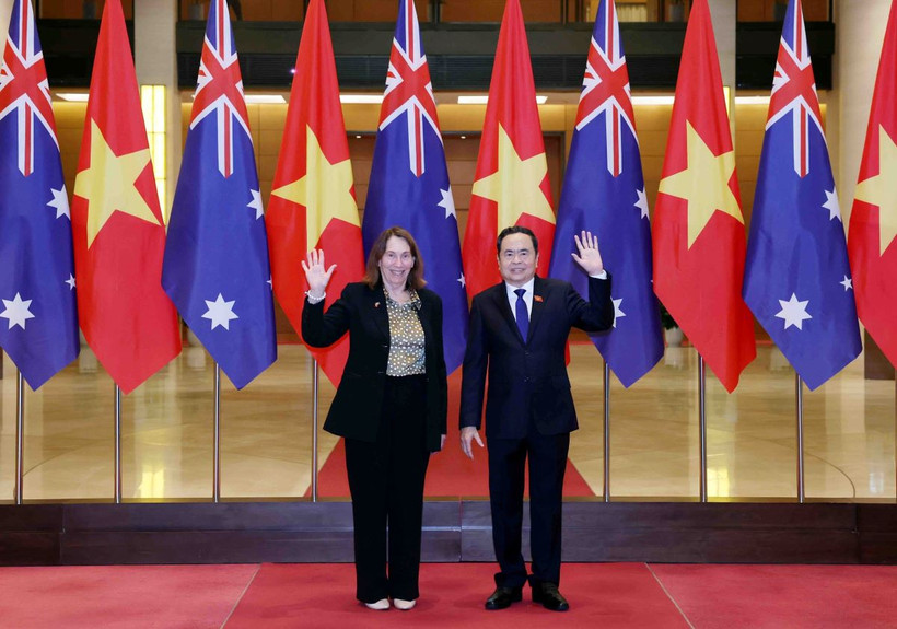 Chủ tịch Quốc hội Trần Thanh Mẫn đón và hội đàm với Chủ tịch Thượng viện Australia Sue Lines thăm chính thức Việt Nam từ ngày 24 đến 30/8. (Ảnh: TTXVN)