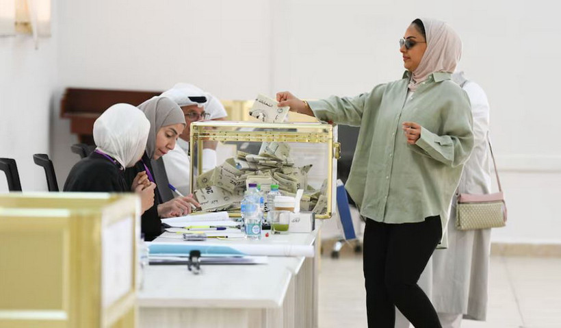 Các ứng cử viên giành được 10 vị trí hàng đầu ở mỗi khu vực sẽ giành được ghế trong quốc hội. (Nguồn: EPA)