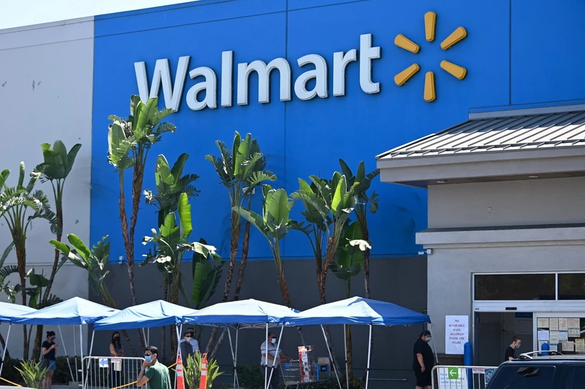 Một cửa hàng của Walmart tại Burbank, California, Mỹ. (Ảnh: AFP/TTXVN)