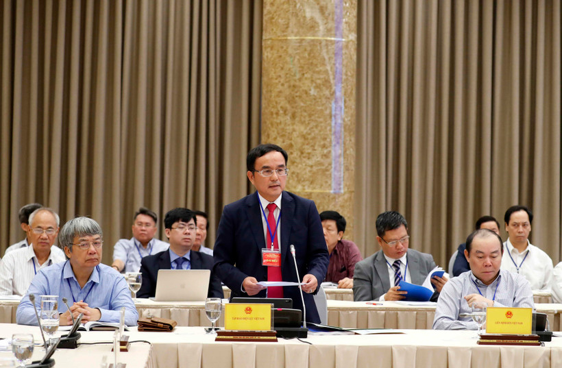 Ông Dương Quang Thành, Chủ tịch Hội đồng thành viên Tập đoàn Điện lực Việt Nam (EVN), đại diện Khối doanh nghiệp Nhà nước phát biểu. (Ảnh: Thống Nhất/TTXVN)